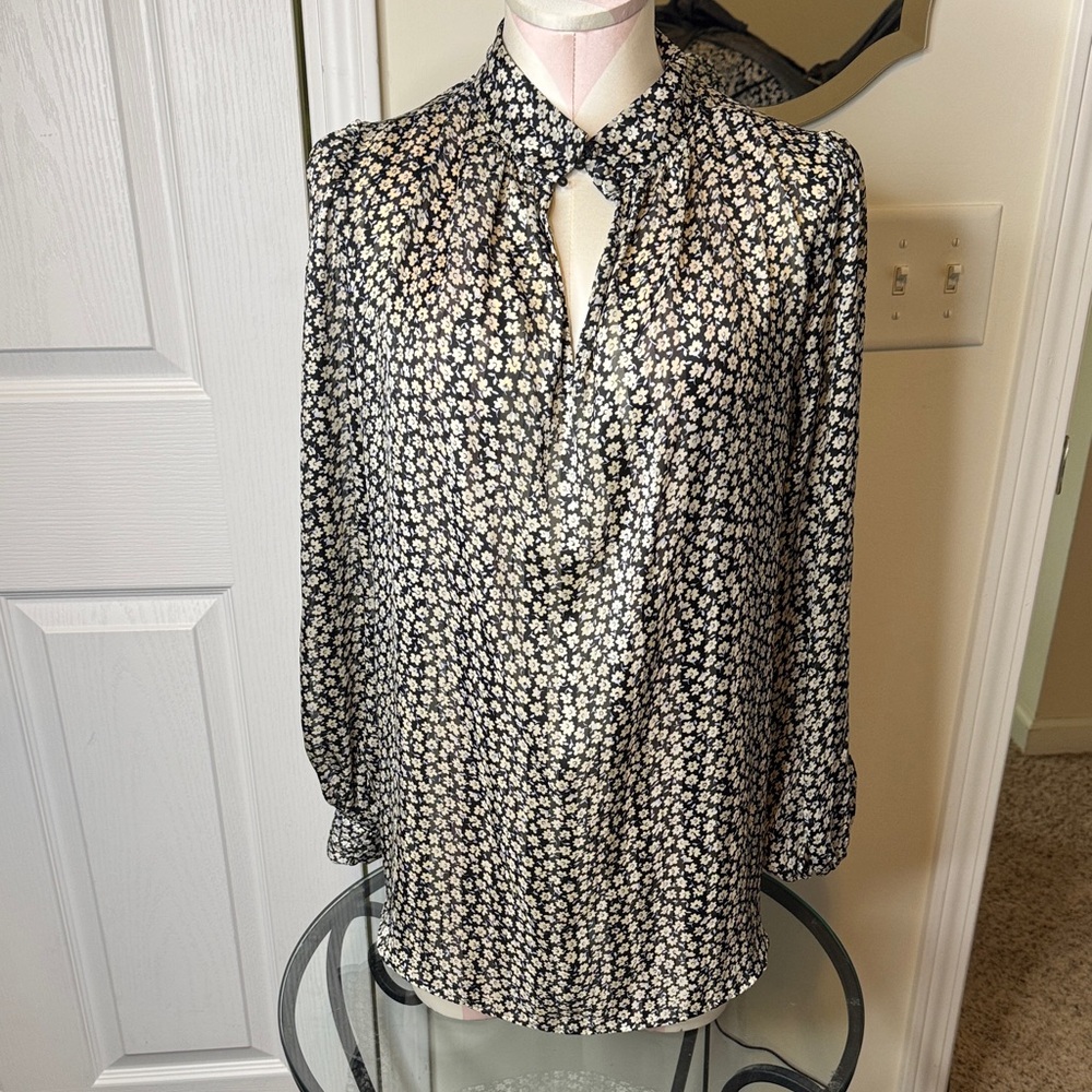 Floral Black and White Women's Top